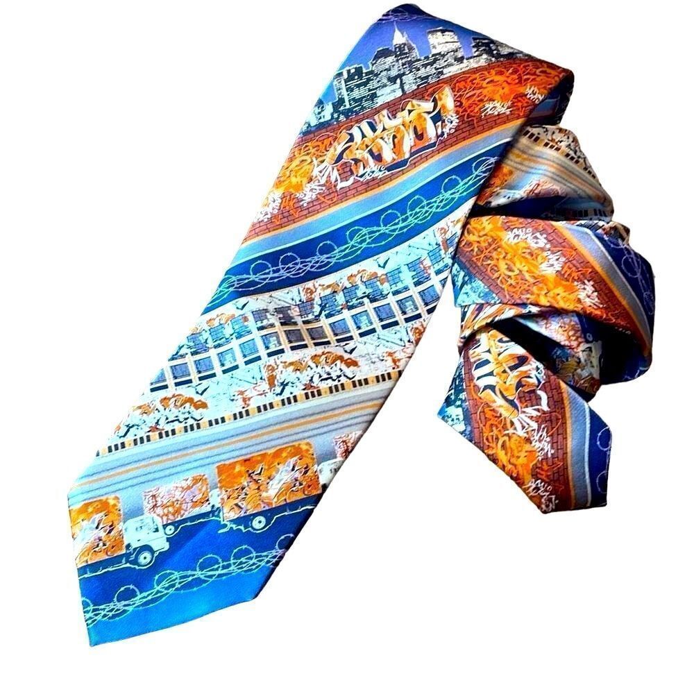 Graffitie silk Urban cityscape graffiti hip-hop tie shades of purple & orange 57